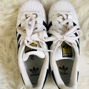 Adidas black and white superstar